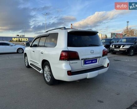 Білий Лексус ЛХ, об'ємом двигуна 5.66 л та пробігом 208 тис. км за 24500 $, фото 6 на Automoto.ua