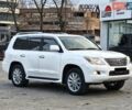Белый Лексус ЛХ, объемом двигателя 5.66 л и пробегом 208 тыс. км за 25500 $, фото 4 на Automoto.ua
