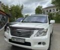 Белый Лексус ЛХ, объемом двигателя 5.7 л и пробегом 212 тыс. км за 25000 $, фото 1 на Automoto.ua