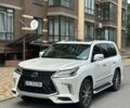 Білий Лексус ЛХ, об'ємом двигуна 5.66 л та пробігом 143 тис. км за 42900 $, фото 1 на Automoto.ua