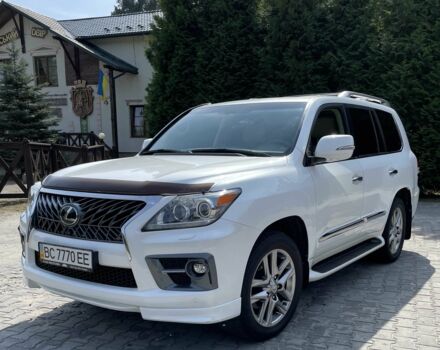 Білий Лексус ЛХ, об'ємом двигуна 5.7 л та пробігом 178 тис. км за 44999 $, фото 1 на Automoto.ua