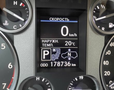 Білий Лексус ЛХ, об'ємом двигуна 5.7 л та пробігом 178 тис. км за 44999 $, фото 21 на Automoto.ua