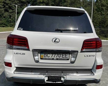Білий Лексус ЛХ, об'ємом двигуна 5.7 л та пробігом 178 тис. км за 44999 $, фото 5 на Automoto.ua