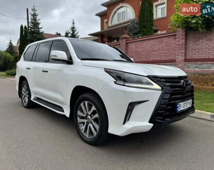 Білий Лексус ЛХ, об'ємом двигуна 4.46 л та пробігом 216 тис. км за 52500 $, фото 2 на Automoto.ua