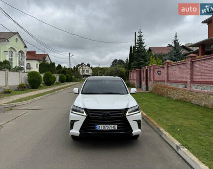 Білий Лексус ЛХ, об'ємом двигуна 4.46 л та пробігом 216 тис. км за 52500 $, фото 3 на Automoto.ua