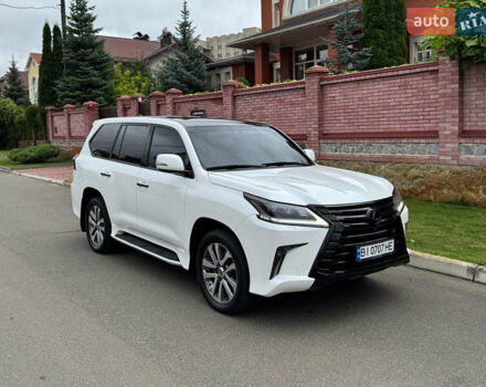 Білий Лексус ЛХ, об'ємом двигуна 4.46 л та пробігом 216 тис. км за 52500 $, фото 1 на Automoto.ua