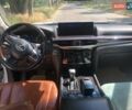 Белый Лексус ЛХ, объемом двигателя 0 л и пробегом 210 тыс. км за 61000 $, фото 7 на Automoto.ua