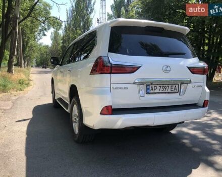 Белый Лексус ЛХ, объемом двигателя 0 л и пробегом 210 тыс. км за 61000 $, фото 2 на Automoto.ua