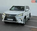 Білий Лексус ЛХ, об'ємом двигуна 4.46 л та пробігом 372 тис. км за 43000 $, фото 1 на Automoto.ua
