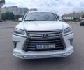 Белый Лексус ЛХ, объемом двигателя 4.5 л и пробегом 92 тыс. км за 87600 $, фото 3 на Automoto.ua