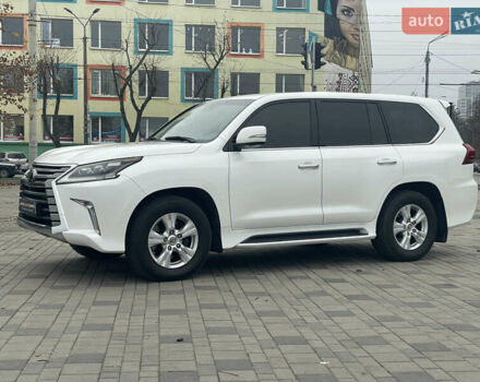 Білий Лексус ЛХ, об'ємом двигуна 4.46 л та пробігом 143 тис. км за 62500 $, фото 14 на Automoto.ua