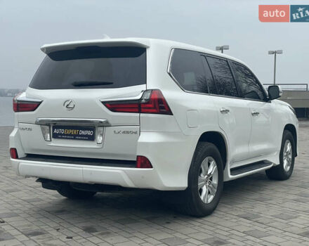 Білий Лексус ЛХ, об'ємом двигуна 4.46 л та пробігом 143 тис. км за 62500 $, фото 8 на Automoto.ua