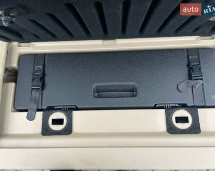 Білий Лексус ЛХ, об'ємом двигуна 4.46 л та пробігом 143 тис. км за 62500 $, фото 51 на Automoto.ua