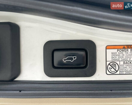 Білий Лексус ЛХ, об'ємом двигуна 4.46 л та пробігом 143 тис. км за 62500 $, фото 44 на Automoto.ua