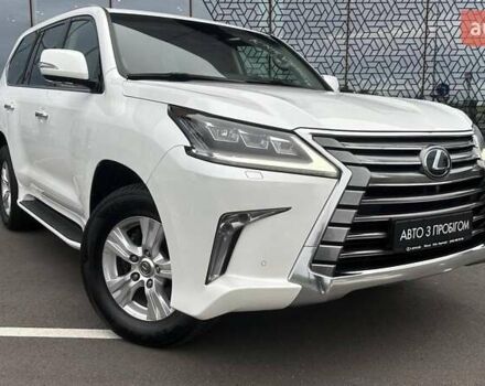 Лексус ЛХ 2017 у Києві на Automoto.ua Білий Лексус ЛХ, об'ємом двигуна 4.46 л та пробігом 76 тис. км за 75160 $, фото 17 на Automoto.ua
