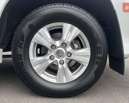 Лексус ЛХ 2017 у Києві на Automoto.ua Білий Лексус ЛХ, об'ємом двигуна 4.46 л та пробігом 76 тис. км за 75160 $, фото 15 на Automoto.ua