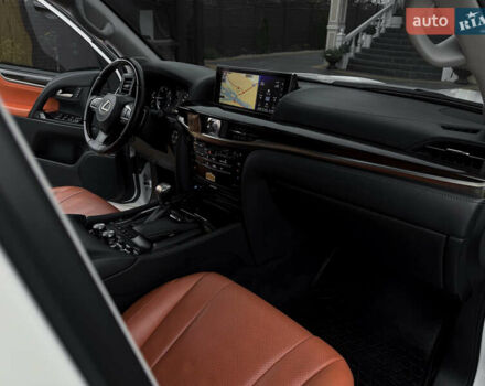 Білий Лексус ЛХ, об'ємом двигуна 4.5 л та пробігом 125 тис. км за 65500 $, фото 14 на Automoto.ua