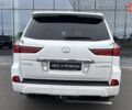 Лексус ЛХ 2017 у Києві на Automoto.ua Білий Лексус ЛХ, об'ємом двигуна 4.46 л та пробігом 76 тис. км за 75160 $, фото 3 на Automoto.ua
