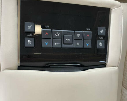 Білий Лексус ЛХ, об'ємом двигуна 4.46 л та пробігом 143 тис. км за 62500 $, фото 43 на Automoto.ua