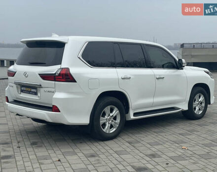 Білий Лексус ЛХ, об'ємом двигуна 4.46 л та пробігом 143 тис. км за 62500 $, фото 9 на Automoto.ua