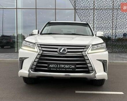 Лексус ЛХ 2017 у Києві на Automoto.ua Білий Лексус ЛХ, об'ємом двигуна 4.46 л та пробігом 76 тис. км за 75160 $, фото 4 на Automoto.ua