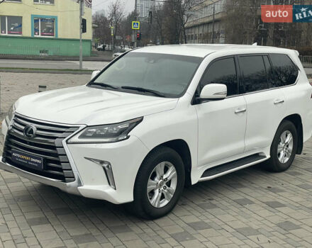 Білий Лексус ЛХ, об'ємом двигуна 4.46 л та пробігом 143 тис. км за 62500 $, фото 16 на Automoto.ua