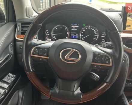 Лексус ЛХ 2017 у Києві на Automoto.ua Білий Лексус ЛХ, об'ємом двигуна 4.46 л та пробігом 76 тис. км за 75160 $, фото 8 на Automoto.ua