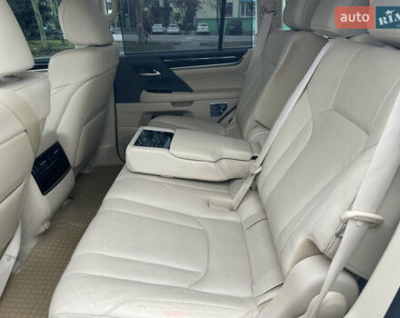 Білий Лексус ЛХ, об'ємом двигуна 4.46 л та пробігом 143 тис. км за 62500 $, фото 40 на Automoto.ua