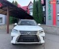 Белый Лексус ЛХ, объемом двигателя 4.46 л и пробегом 151 тыс. км за 55900 $, фото 1 на Automoto.ua