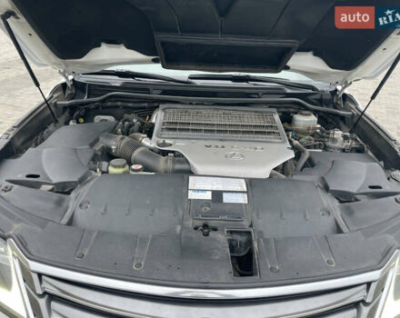 Білий Лексус ЛХ, об'ємом двигуна 4.46 л та пробігом 143 тис. км за 62500 $, фото 52 на Automoto.ua