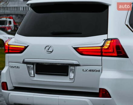 Білий Лексус ЛХ, об'ємом двигуна 4.5 л та пробігом 125 тис. км за 65500 $, фото 9 на Automoto.ua