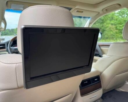 Білий Лексус ЛХ, об'ємом двигуна 5.7 л та пробігом 80 тис. км за 35000 $, фото 16 на Automoto.ua