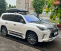 Білий Лексус ЛХ, об'ємом двигуна 5.7 л та пробігом 152 тис. км за 68900 $, фото 6 на Automoto.ua