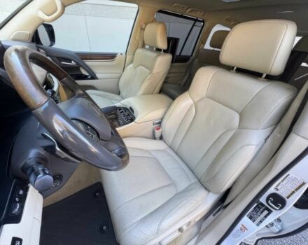 Білий Лексус ЛХ, об'ємом двигуна 5.7 л та пробігом 44 тис. км за 20000 $, фото 7 на Automoto.ua