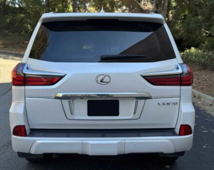 Білий Лексус ЛХ, об'ємом двигуна 5.7 л та пробігом 44 тис. км за 20000 $, фото 4 на Automoto.ua
