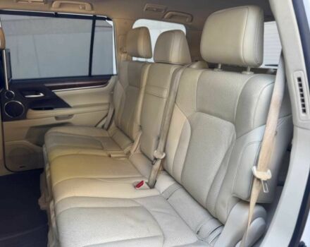 Білий Лексус ЛХ, об'ємом двигуна 5.7 л та пробігом 44 тис. км за 20000 $, фото 12 на Automoto.ua