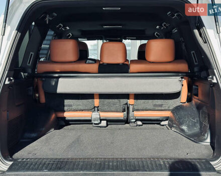 Белый Лексус ЛХ, объемом двигателя 5.7 л и пробегом 263 тыс. км за 68000 $, фото 39 на Automoto.ua