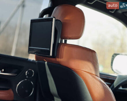 Белый Лексус ЛХ, объемом двигателя 5.7 л и пробегом 263 тыс. км за 68000 $, фото 81 на Automoto.ua