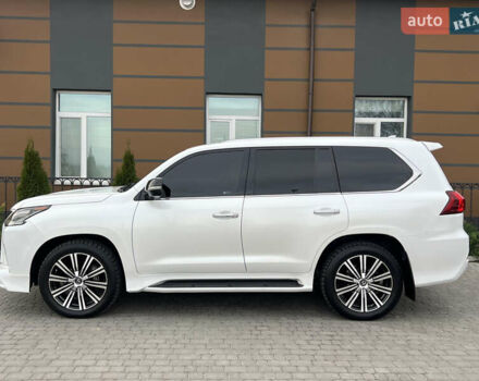 Білий Лексус ЛХ, об'ємом двигуна 4.46 л та пробігом 89 тис. км за 75000 $, фото 2 на Automoto.ua