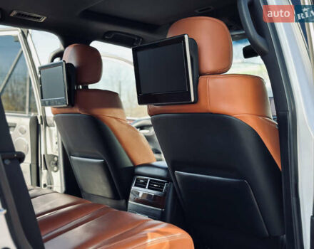 Белый Лексус ЛХ, объемом двигателя 5.7 л и пробегом 263 тыс. км за 68000 $, фото 22 на Automoto.ua