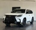 Белый Лексус ЛХ, объемом двигателя 4.46 л и пробегом 212 тыс. км за 64999 $, фото 1 на Automoto.ua