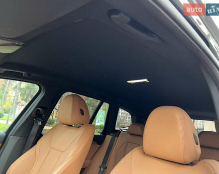 Белый Лексус ЛХ, объемом двигателя 4.46 л и пробегом 60 тыс. км за 85000 $, фото 33 на Automoto.ua