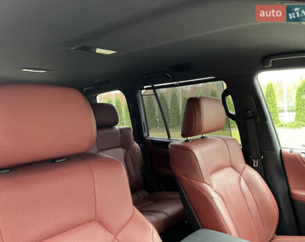 Белый Лексус ЛХ, объемом двигателя 4.46 л и пробегом 60 тыс. км за 85000 $, фото 31 на Automoto.ua