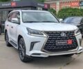 Белый Лексус ЛХ, объемом двигателя 5.7 л и пробегом 5 тыс. км за 110790 $, фото 3 на Automoto.ua