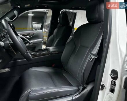 Лексус ЛХ 2022 в Киеве на Automoto.ua Белый Лексус ЛХ, объемом двигателя 3.45 л и пробегом 15 тыс. км за 117500 $, фото 45 на Automoto.ua