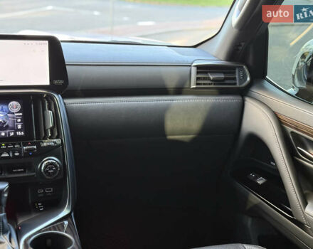 Лексус ЛХ 2022 у Києві на Automoto.ua Білий Лексус ЛХ, об'ємом двигуна 3.5 л та пробігом 33 тис. км за 113500 $, фото 26 на Automoto.ua