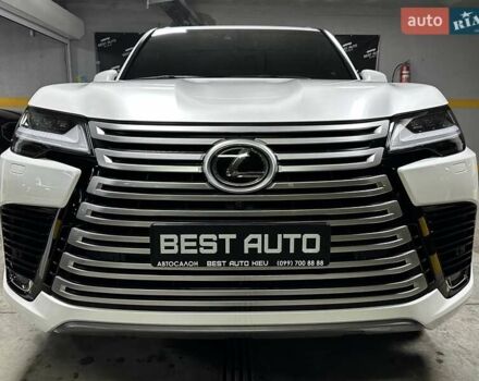 Лексус ЛХ 2022 в Киеве на Automoto.ua Белый Лексус ЛХ, объемом двигателя 3.45 л и пробегом 15 тыс. км за 117500 $, фото 1 на Automoto.ua