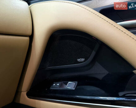Белый Лексус ЛХ, объемом двигателя 3.35 л и пробегом 50 тыс. км за 114900 $, фото 21 на Automoto.ua