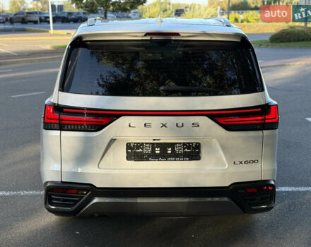 Лексус ЛХ 2022 у Києві на Automoto.ua Білий Лексус ЛХ, об'ємом двигуна 3.5 л та пробігом 33 тис. км за 113500 $, фото 13 на Automoto.ua