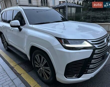 Белый Лексус ЛХ, объемом двигателя 3.45 л и пробегом 20 тыс. км за 127500 $, фото 107 на Automoto.ua